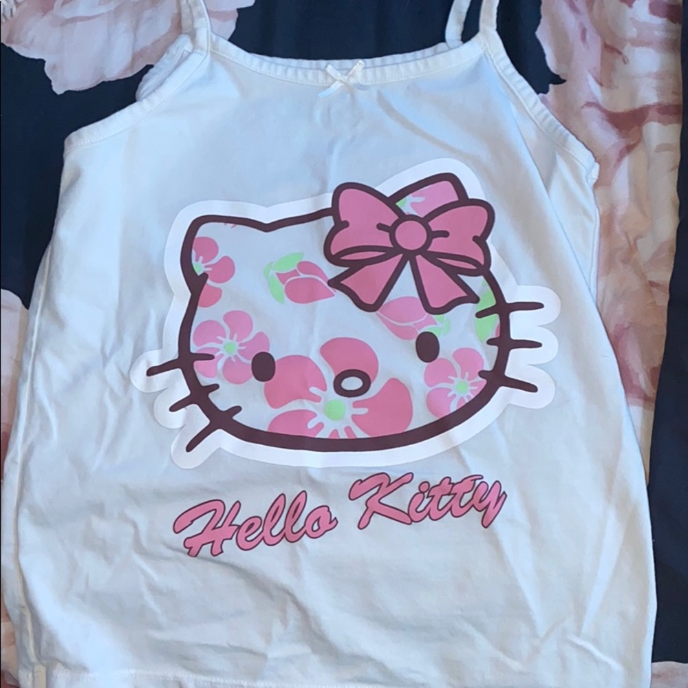 Hello kitty top